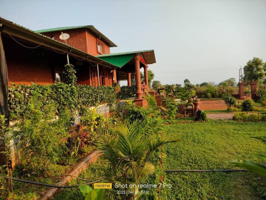 Stone Casa By Vgh 4Bhk Villa With Swimming Pool Mahābaleshwar Exteriér fotografie