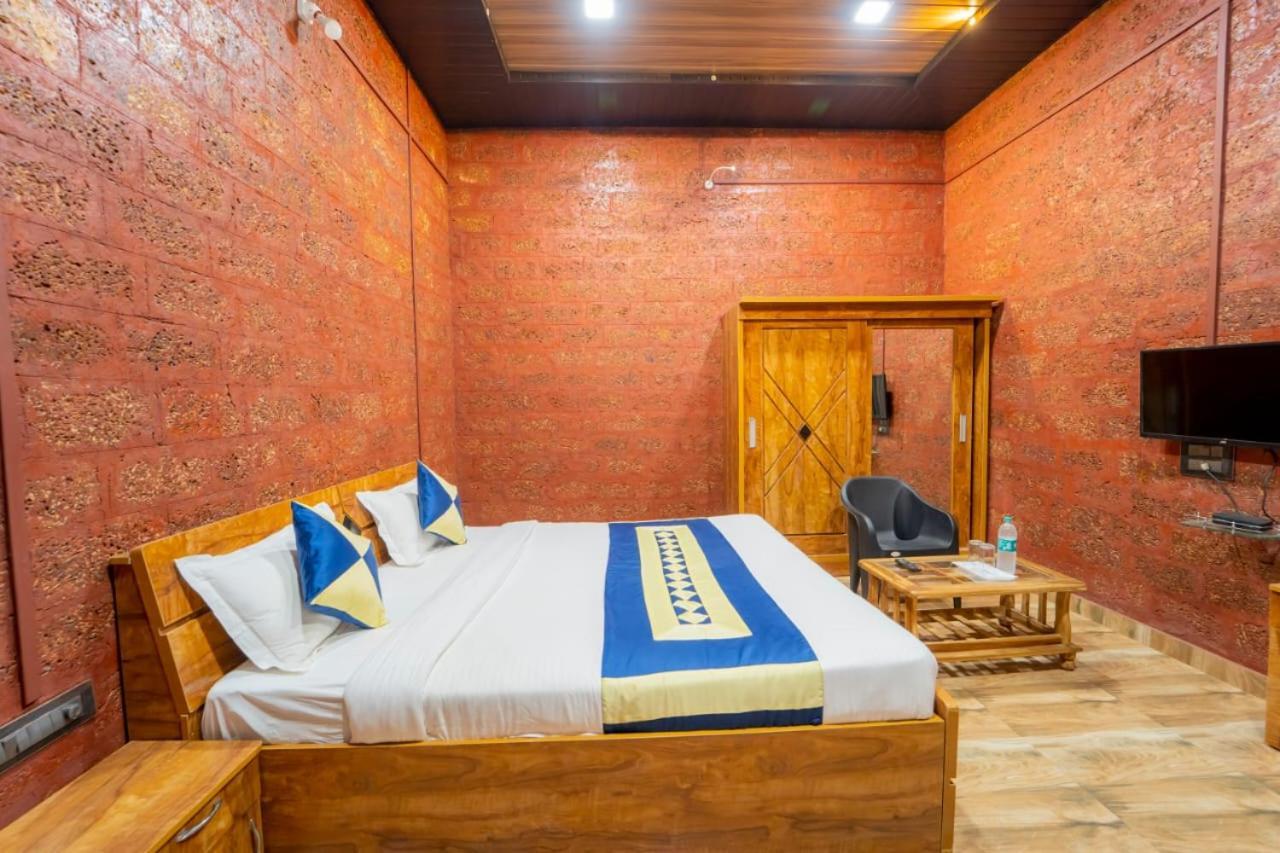 Stone Casa By Vgh 4Bhk Villa With Swimming Pool Mahābaleshwar Exteriér fotografie
