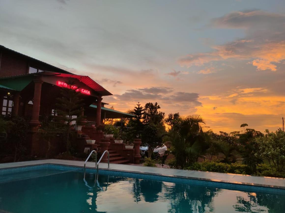 Stone Casa By Vgh 4Bhk Villa With Swimming Pool Mahābaleshwar Exteriér fotografie