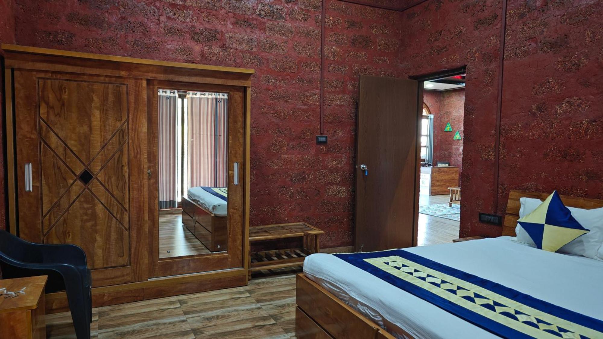 Stone Casa By Vgh 4Bhk Villa With Swimming Pool Mahābaleshwar Exteriér fotografie