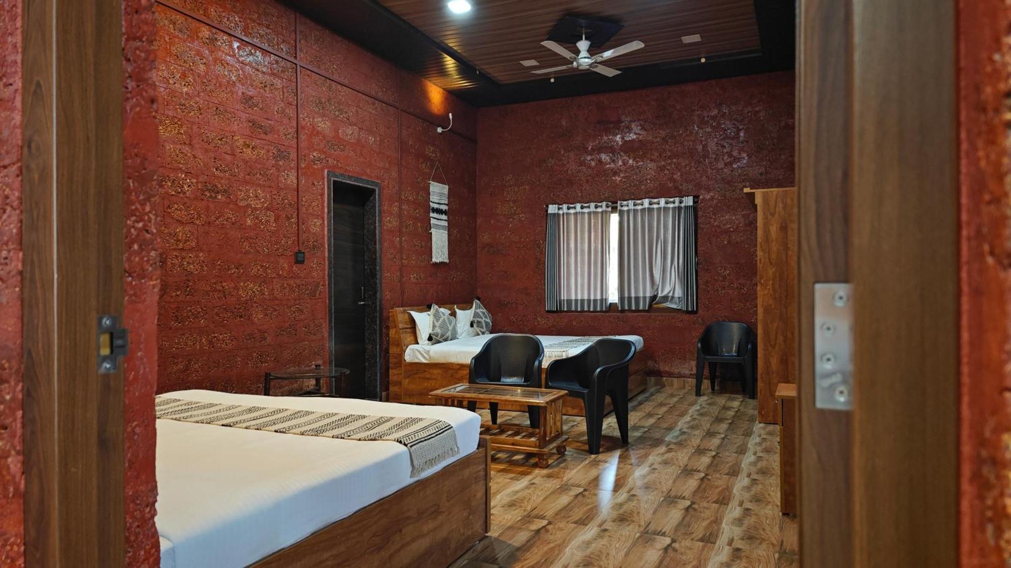 Stone Casa By Vgh 4Bhk Villa With Swimming Pool Mahābaleshwar Exteriér fotografie